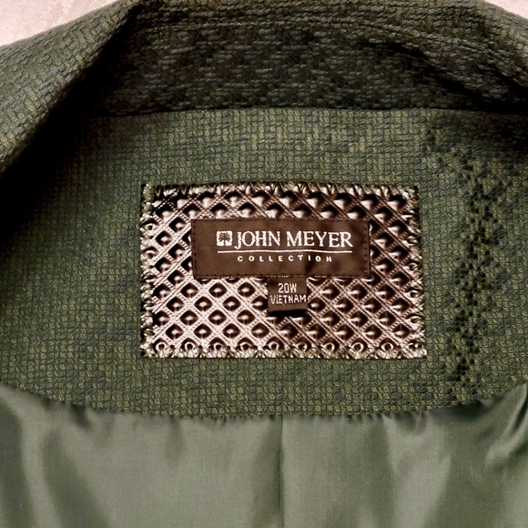 John Meyer Collection Women's 2-Piece Suit, size 20W Dark Green Jacket, Skirt - Picture 4 of 8